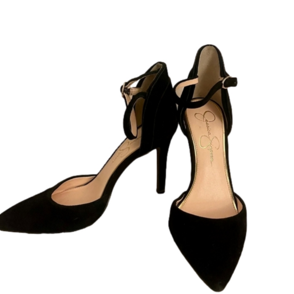 Jessica Simpson suade heels!!!